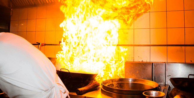 ESTAMOS EN EL HORNO: Cada vez son más frecuentes los incendios en las cocinas